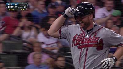 McCann's clutch homer propels Braves to victory