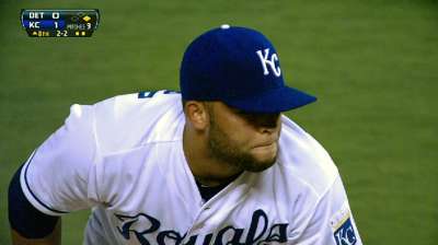 Herrera amped for return to Royals' bullpen