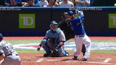 Blue Jays' late rally falls short; Bautista hits No. 22