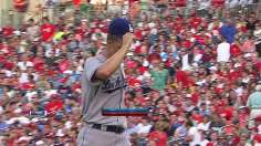 Hanley delivers in 10th as Dodgers close in on first