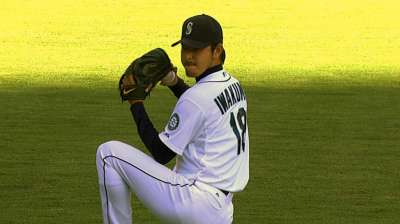 MLB Notebook: Felix, Iwakuma in rarefied air