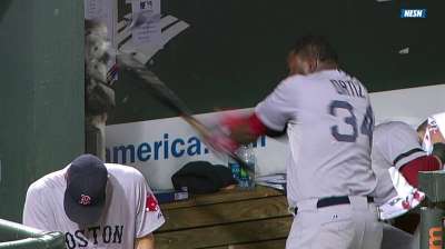 Big Papi ejected, slams bat against dugout phone