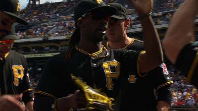 McCutchen, Marte, Martin miss out on Gold Gloves