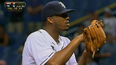 Rays consider Hernandez as option for 'pen