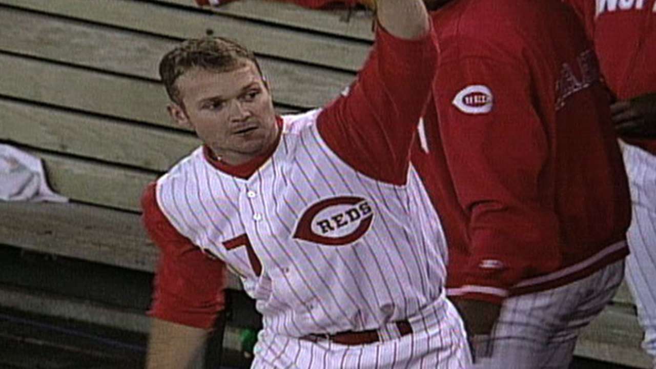 Lewis' pinch-hit grand slam