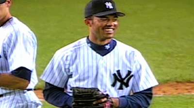 Mariano's first save becomes the standard