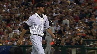 Fister keeps dealing as Tigers take opener