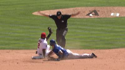 Defense, bullpen misfire late in series finale