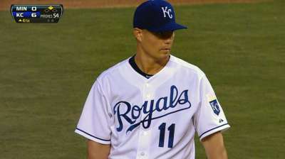 Guthrie blanks Twins as Hoz collects five RBIs