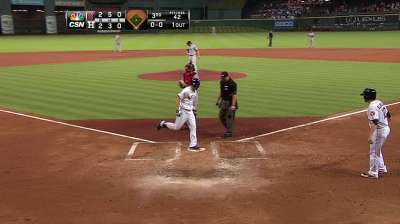 Fields stumbles in ninth as Astros fall to Red Sox