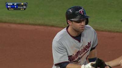 Deduno, Twins lose their hold on KC in finale