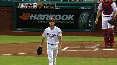 Cubs' late rally spoils big night for Utley
