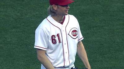 Arroyo's gem underscores dominant Reds effort