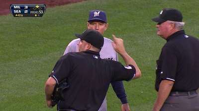 Roenicke ejected for arguing fan-interference call