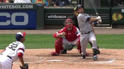 Dozier, Mauer continue Twins' slugging ways