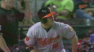 O's rally late, but fall to D-backs on walk-off homer