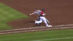 J-Up keeps Braves scorching hot with walk-off blast