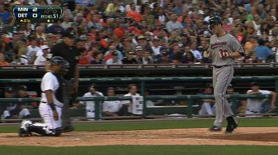 Morneau powers up to fuel Twins in Motor City