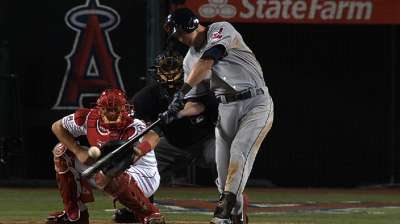 Stubbs settles marathon with two-run shot in 14th