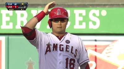 Angels can't generate offense to back Williams' effort