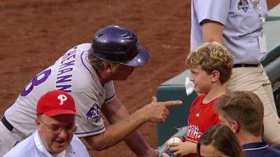 Rockies have new roles for Weinstein, Lachemann