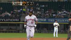 Astros hit five home runs in win over White Sox