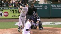 Moss hits two homers as A's rout Tigers in Detroit