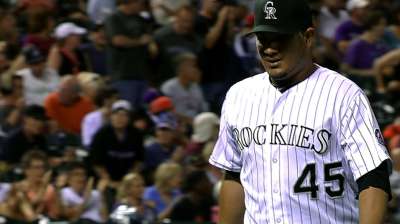 Chacin flirts with no-no as Rockies top Giants