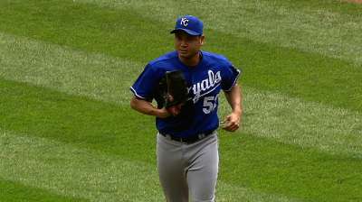 Chen, three relievers lead KC to fifth straight win