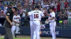 Medlen-McCann battery fuels Braves' sweep