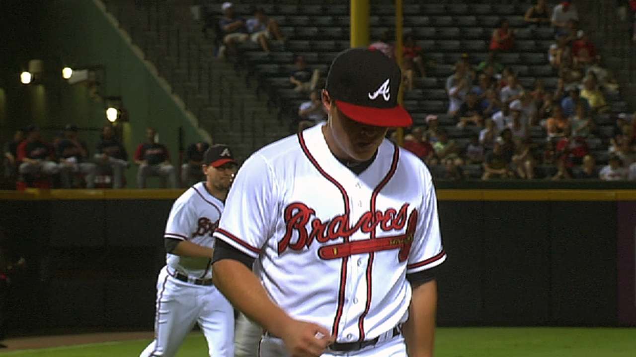 Braves avoid arbitration with four players
