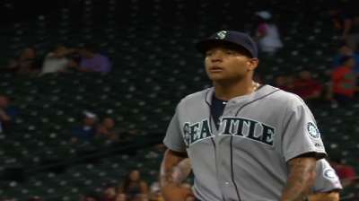 Walker becomes youngest Mariner to win debut
