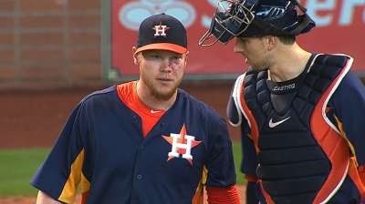 Oberholtzer dominates Mariners in first shutout