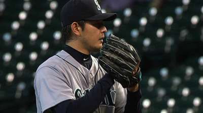 Iwakuma great, but offense shut out by Oberholtzer