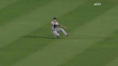 Defense comes naturally for Mets' den Dekker