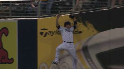 Padres' Denorfia honored for defense
