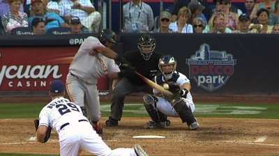 Panda's three HRs lead Giants' long-ball party