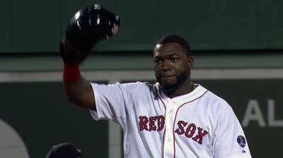 With RBI double, Papi notches career hit No. 2,000