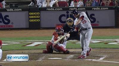 Cardinals lose ground in races after Lynn falters