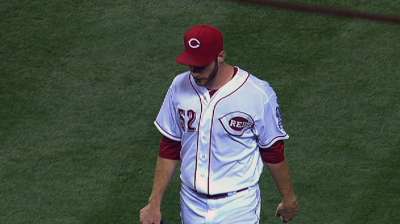 Reds take set from Cards, gain ground in races