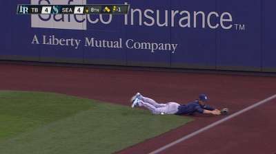Smoak's clutch double lifts Mariners over Rays