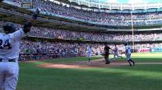 On wild pitch, Yankees walk off vs. Red Sox