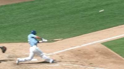 Royals rising with Hosmer in Wild Card chase