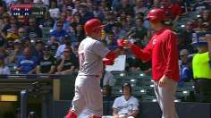 Choo, Votto power Reds past Brewers to even series