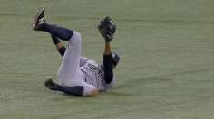 Pettitte outdueled as Yanks suffer WC setback