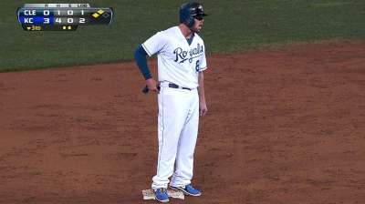 Winter League roundup: Moustakas leads Lara