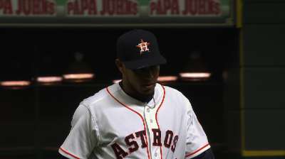 Astros trim roster, cutting Crowe, De Leon