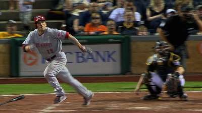 Votto punctuates Wild rally, victory over Pirates