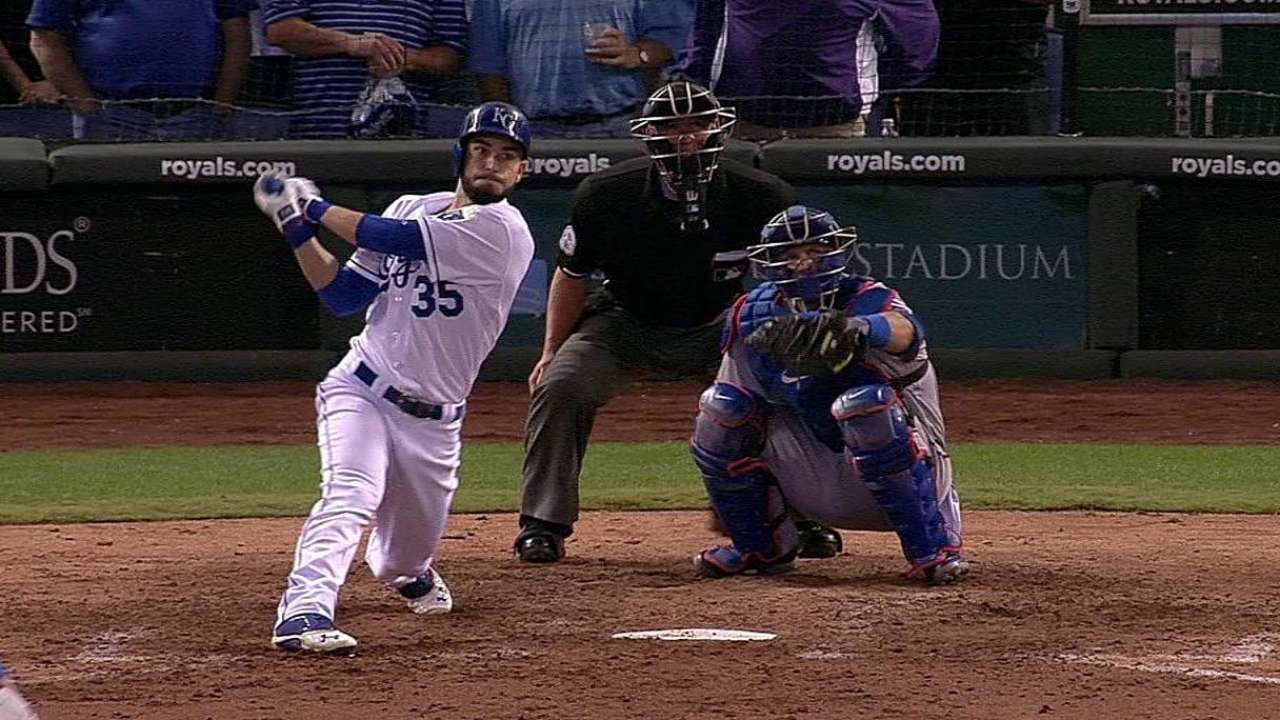 Royals avoid arbitration with trio of players