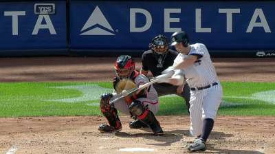 Gigantes estropearon el día de Rivera y Pettitte